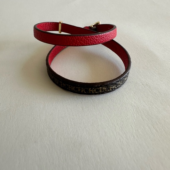 Carolina Herrera Double Wrap Around Leather
Bracelet - Picture 3 of 10